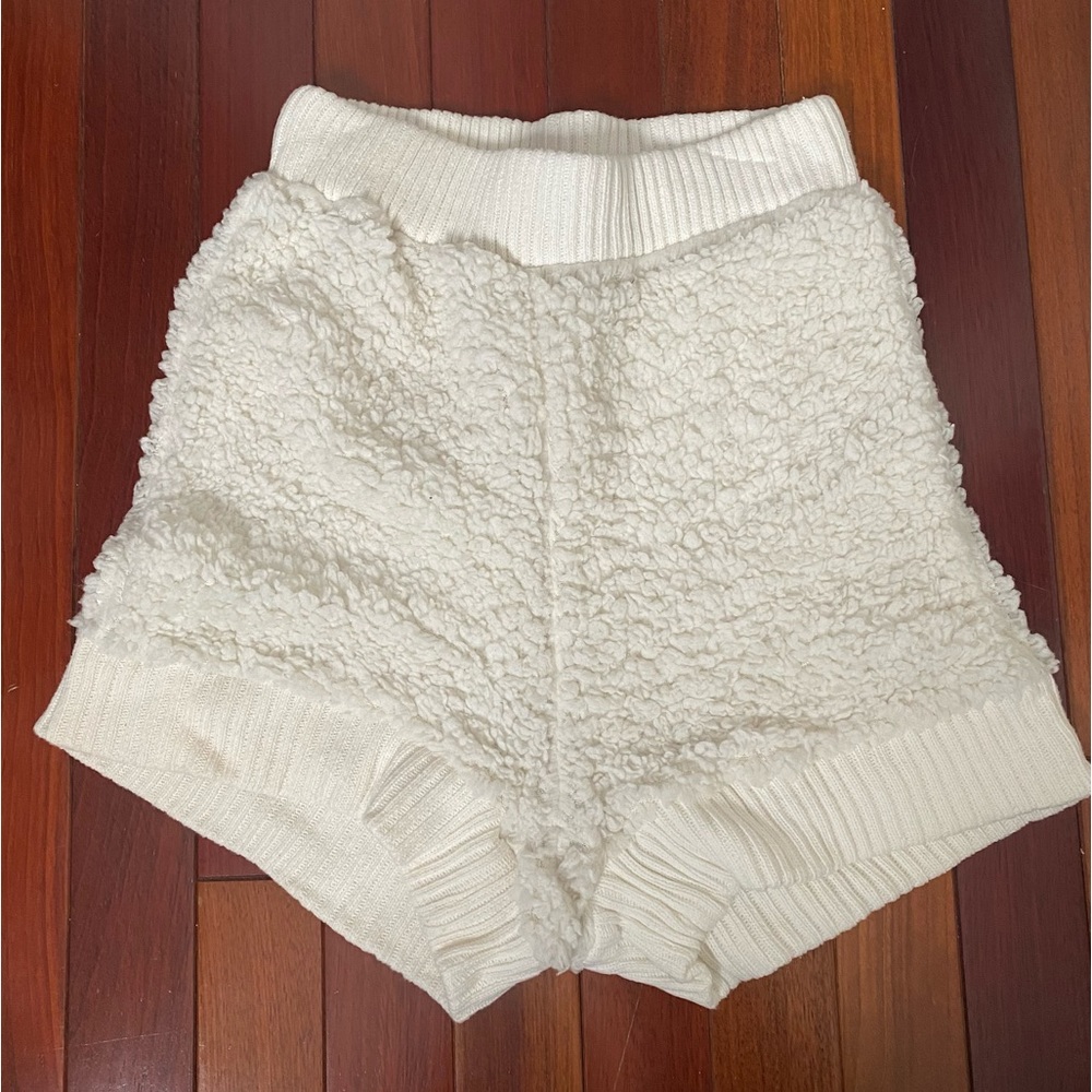 Fashion Nova Teddy Bear Shorts Size Small